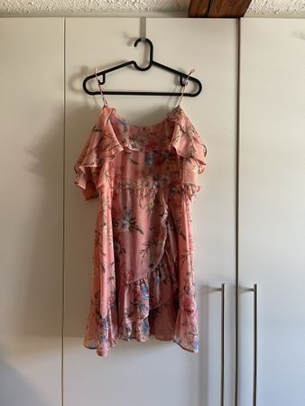Stradivarius Sommerkleid