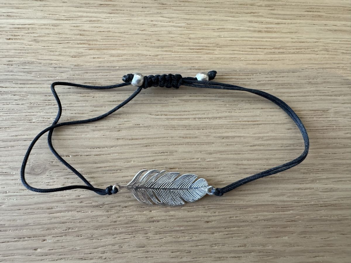 Bracciali & Braccialetti: Modearmband mit Feder – Usato da Uznach venduto da Martina191185 1