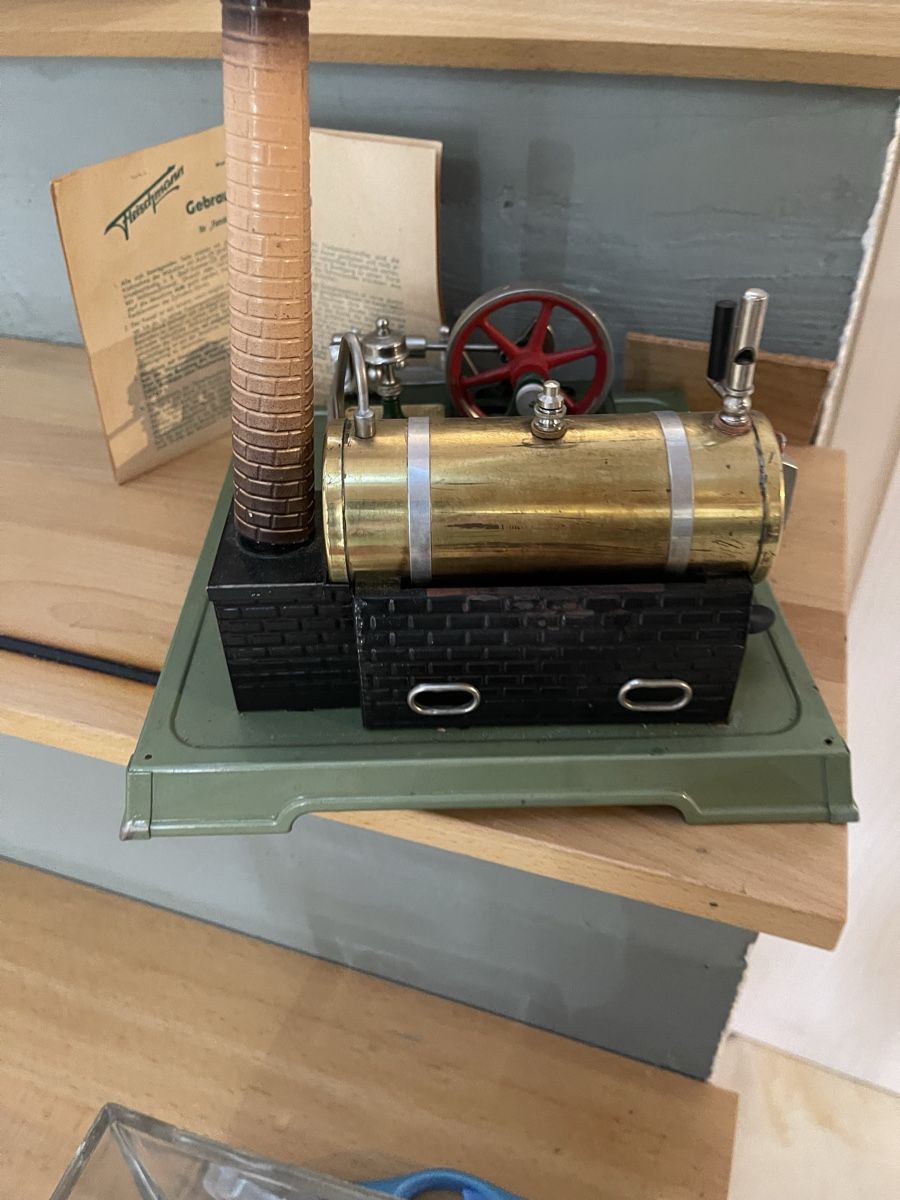 Kit di modellismo & Modellini statici: Fleischmann Dampfmaschine Nr. 260 – Nuovo (secondo la descrizione) da Bichwil venduto da chilliboy 4