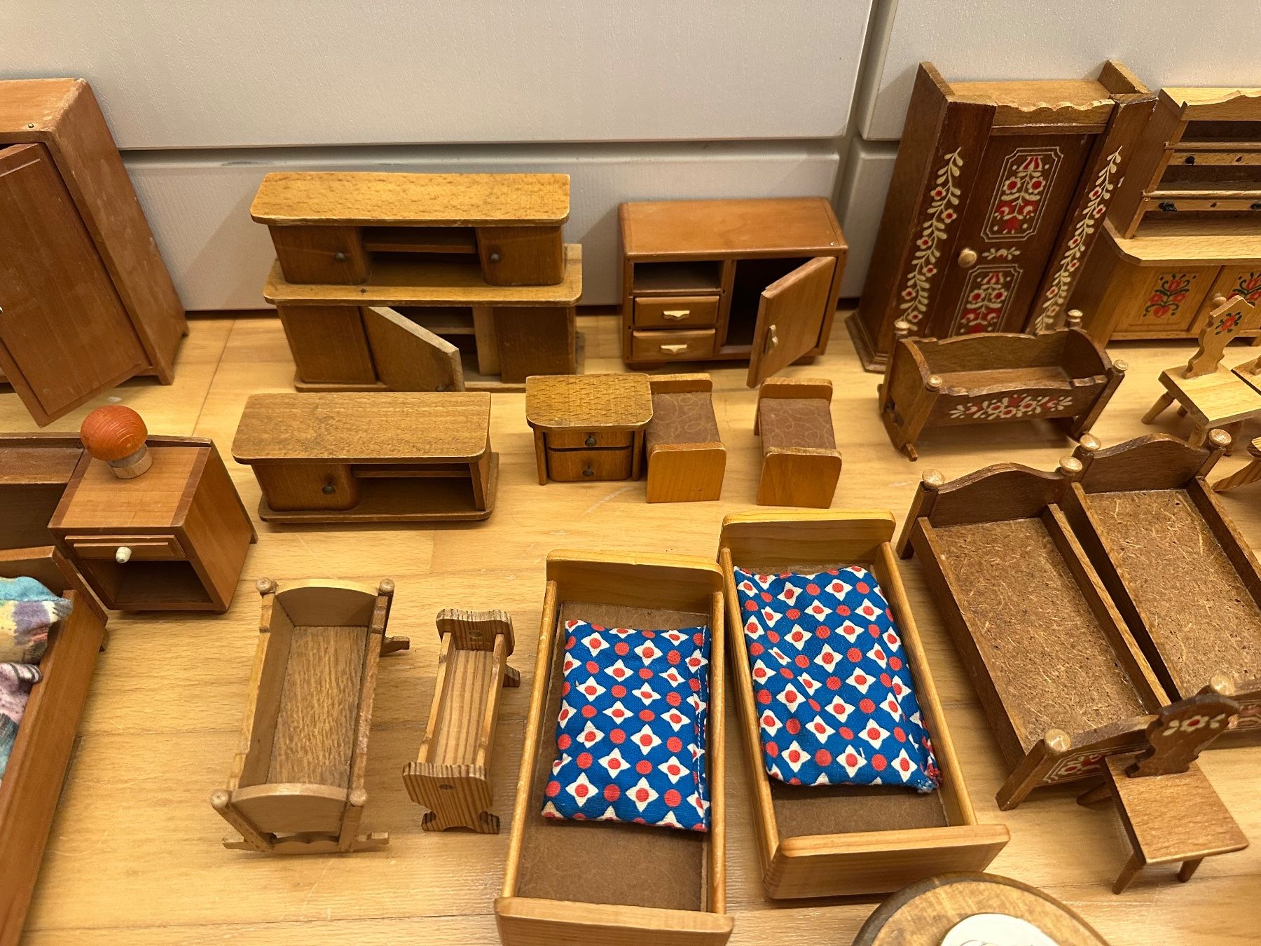 Maisons & Meubles de poupées: Set Puppenhaus Möbel – D'occasion à Ziefen par elika 5