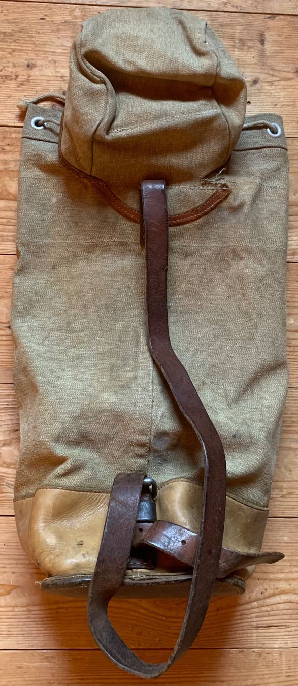 Schweizer Armee Borse: Tasche für Empfänger E101 und E102 der CH Armee – Usato da Goldingen venduto da Bergler012 3