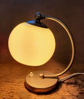 Art Deco Nachttischlampe