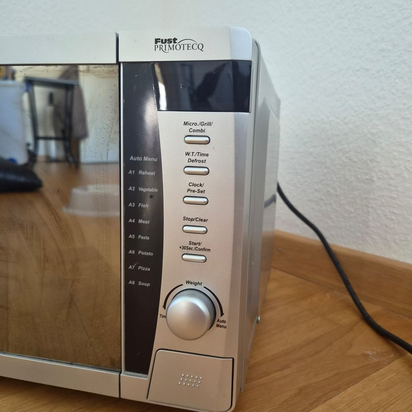 Elettrodomestici da cucina: Fust Mikrowelle silber gebraucht – Usato da Zürich venduto da mx.x 2
