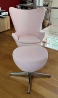 Fauteuil et repose-pieds