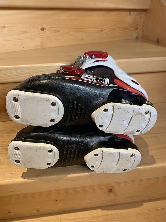 Herrenschuhe: Chaussures de ski Roces – Gebraucht aus Le Brassus von stev06 3