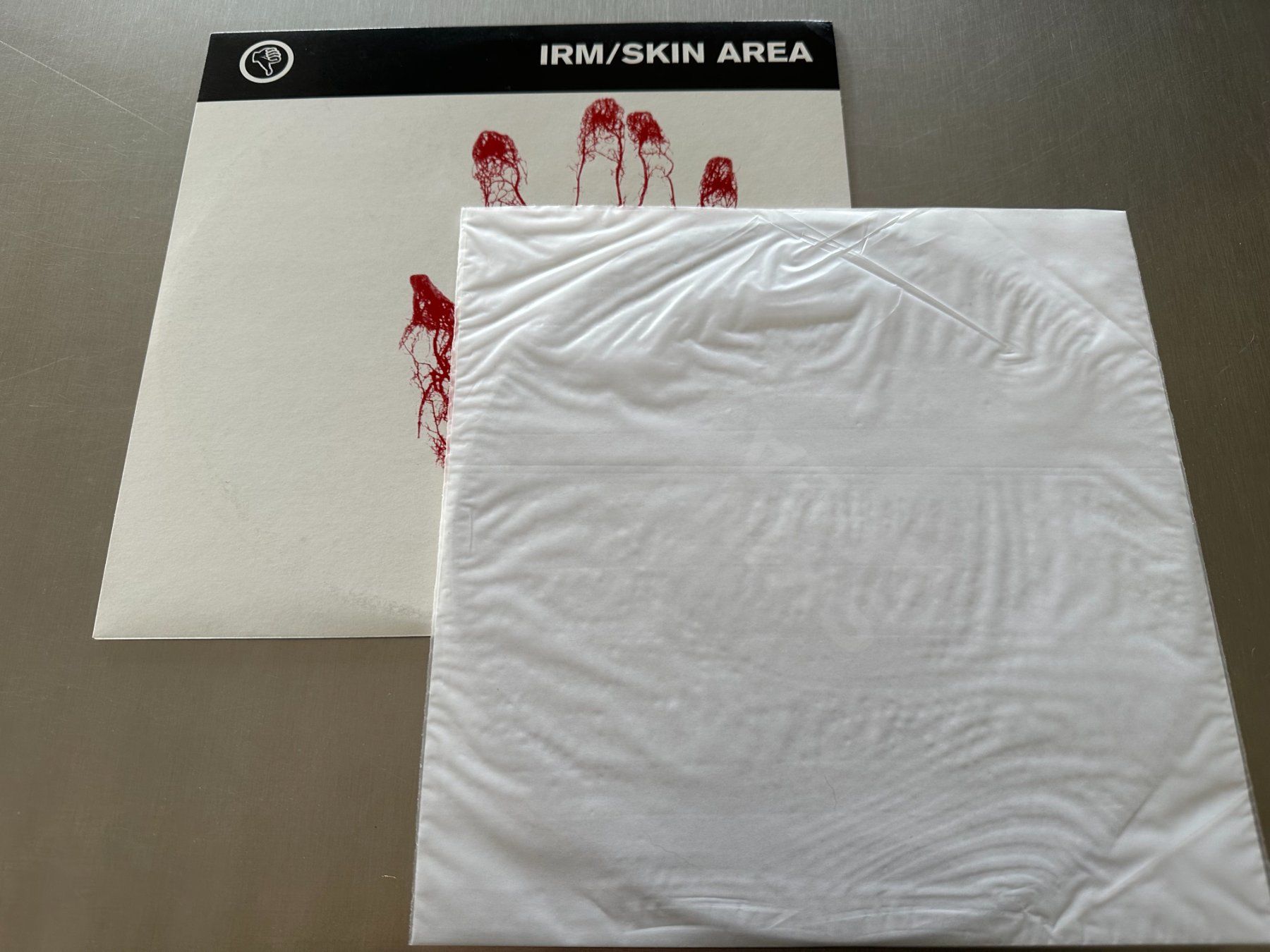 Dischi in vinile: IRM / SKIN AREA 10 SPLIT - SAME - MUSIQUE INDUSTRIELLE – Usato da Sion venduto da jaipur1401 2