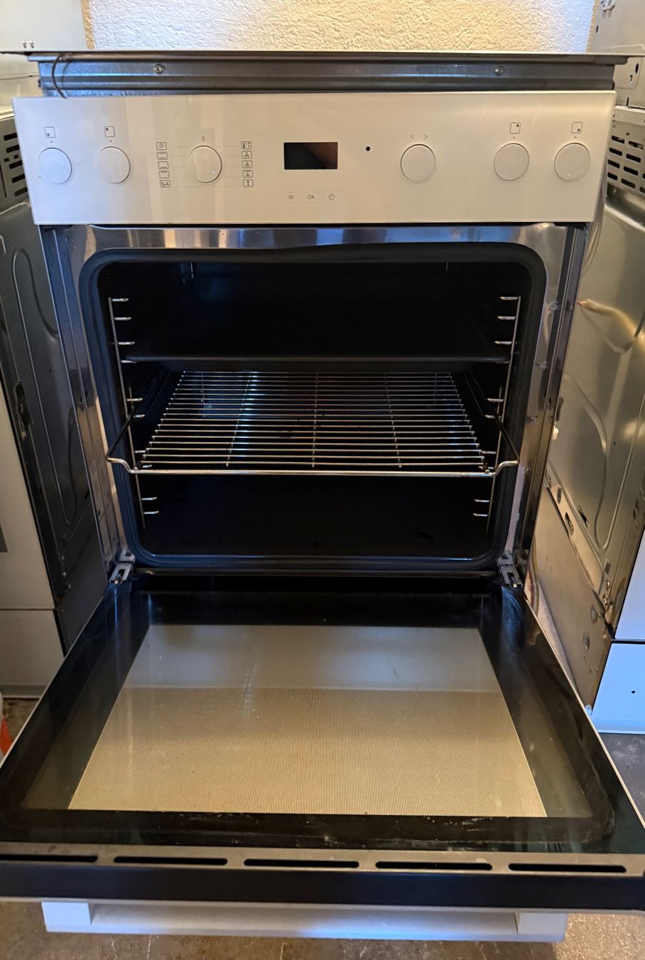 Miele Forni: Miele 55cm Backofen Glaskeramik – Usato da Kloten venduto da top2000 1