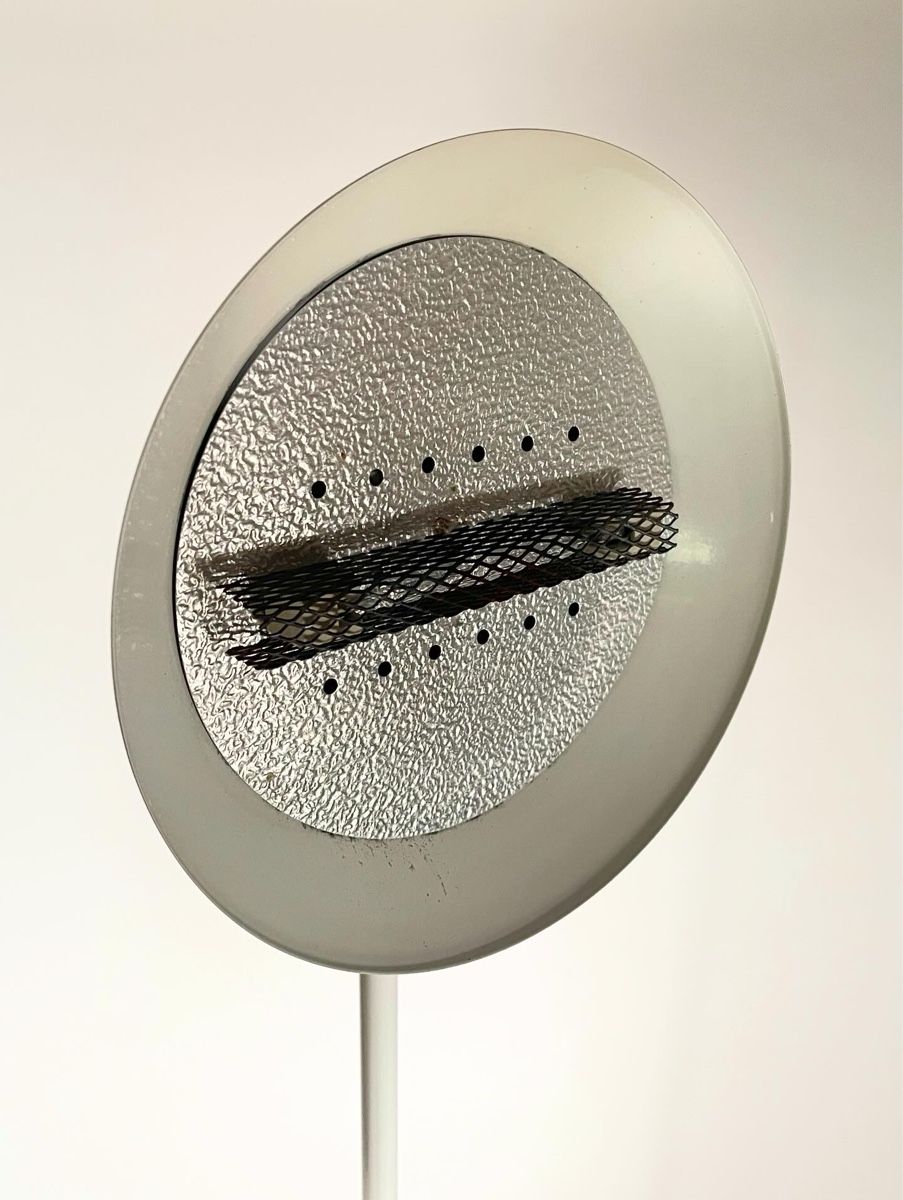 Lampade: Weisse Stehlampe, 1980 – Usato da St. Gallen venduto da fundstaette 4
