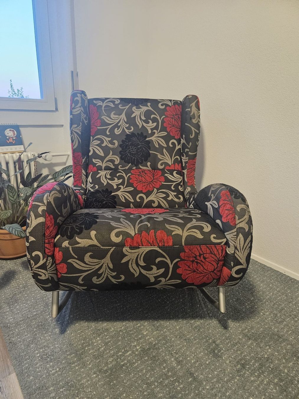 Poltrone: Moderner Ohrensessel Vintage Design - florales Muster – Usato da Hägglingen venduto da freeyourmind