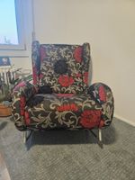 Moderner Ohrensessel Vintage Design - florales Muster
