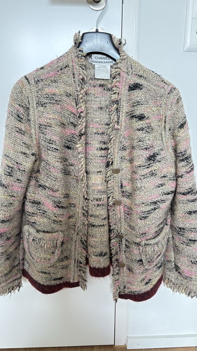 Chanel Vestes: Chanel jacket  – D'occasion à St. Gallen par ott_f827