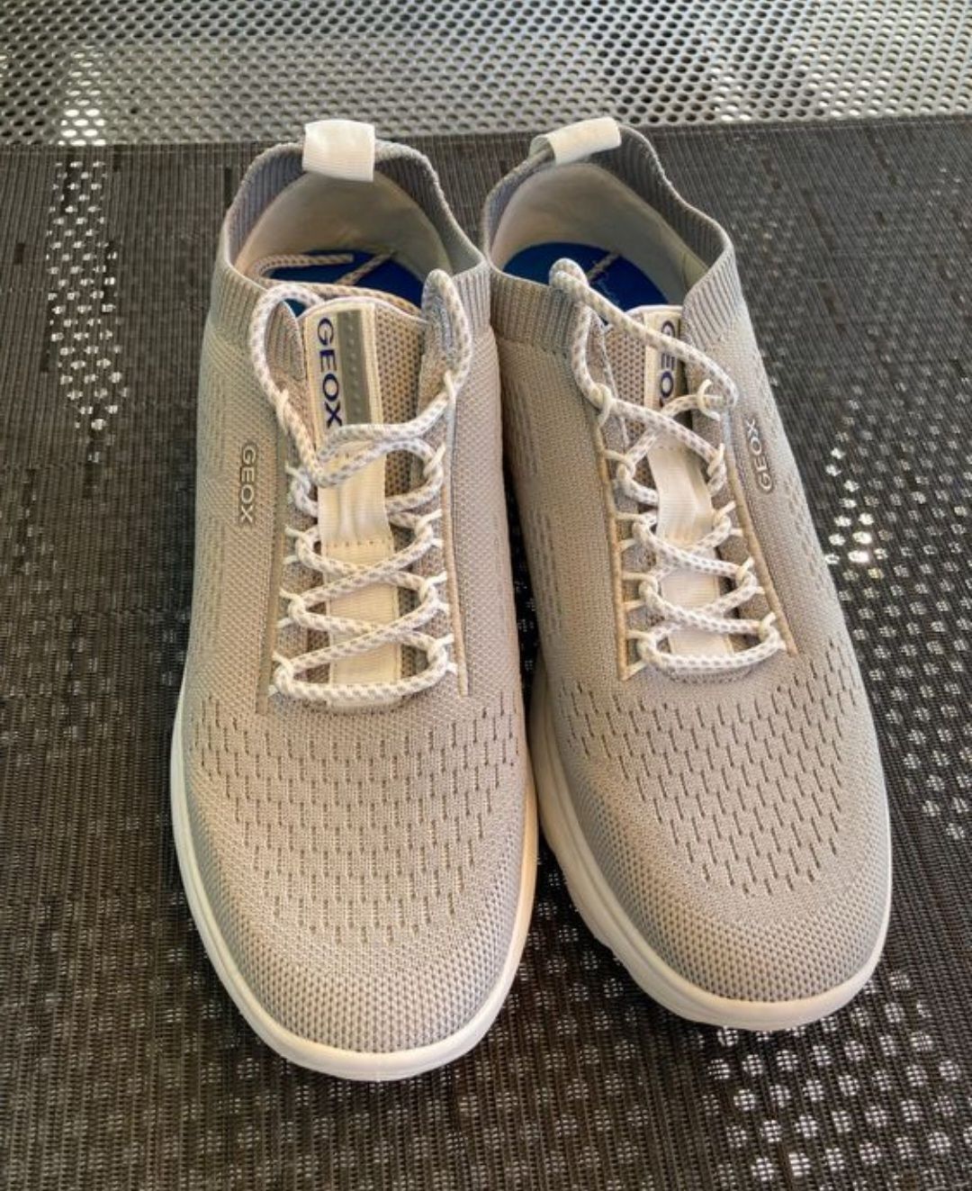 Geox Scarpe da donna: Geox Sneaker Gr. 40 – Nuovo (secondo la descrizione) da Zürich venduto da diekorni4