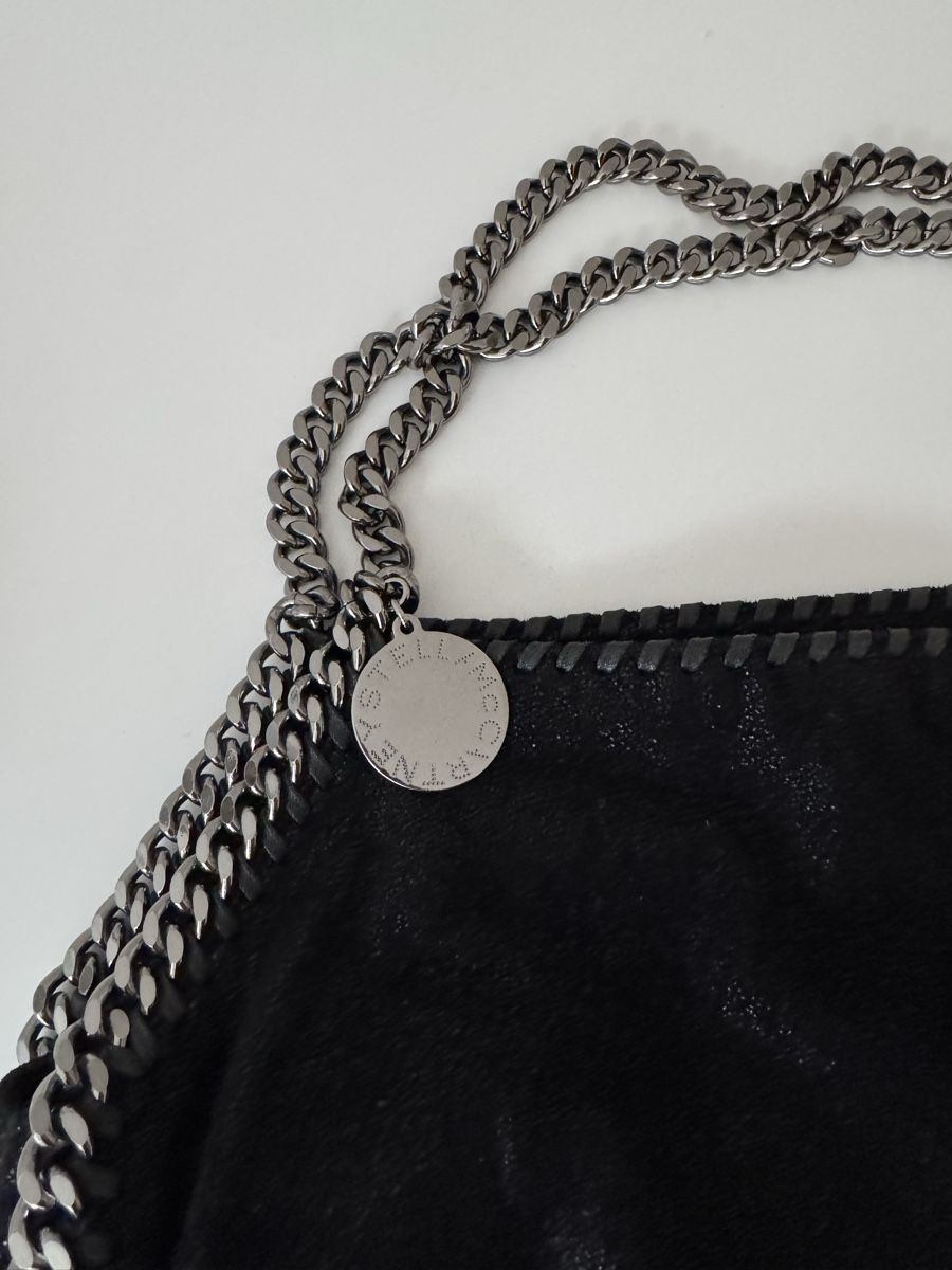 Stella McCartney Sacs femmes: Stella McCartney Fallabella Tote – D'occasion à zug par pau_9bn9 1