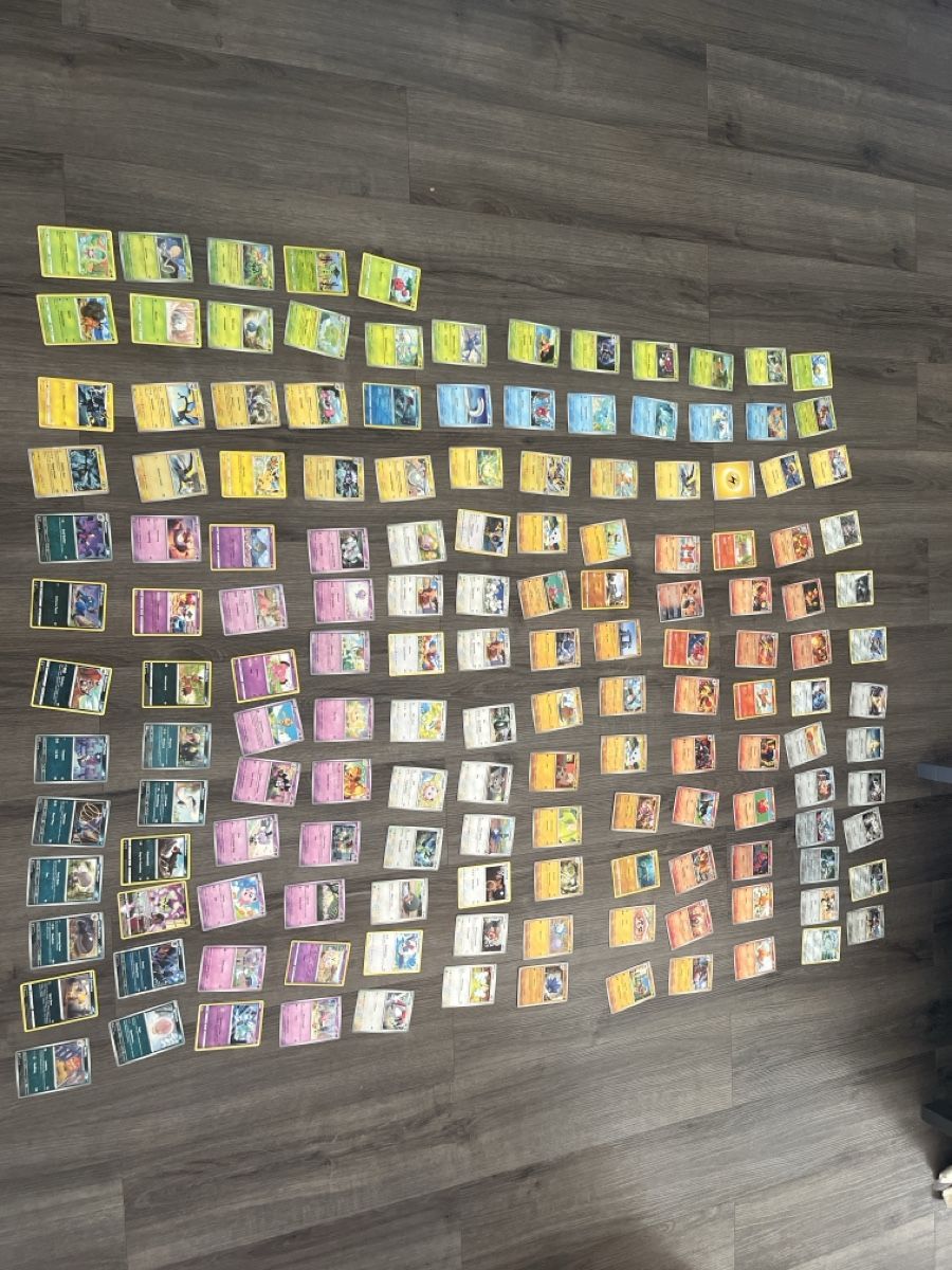 Pokémon Cartes à collectionner: 161 Pokémon Karten – D'occasion à Brittnau par Butterfly1515