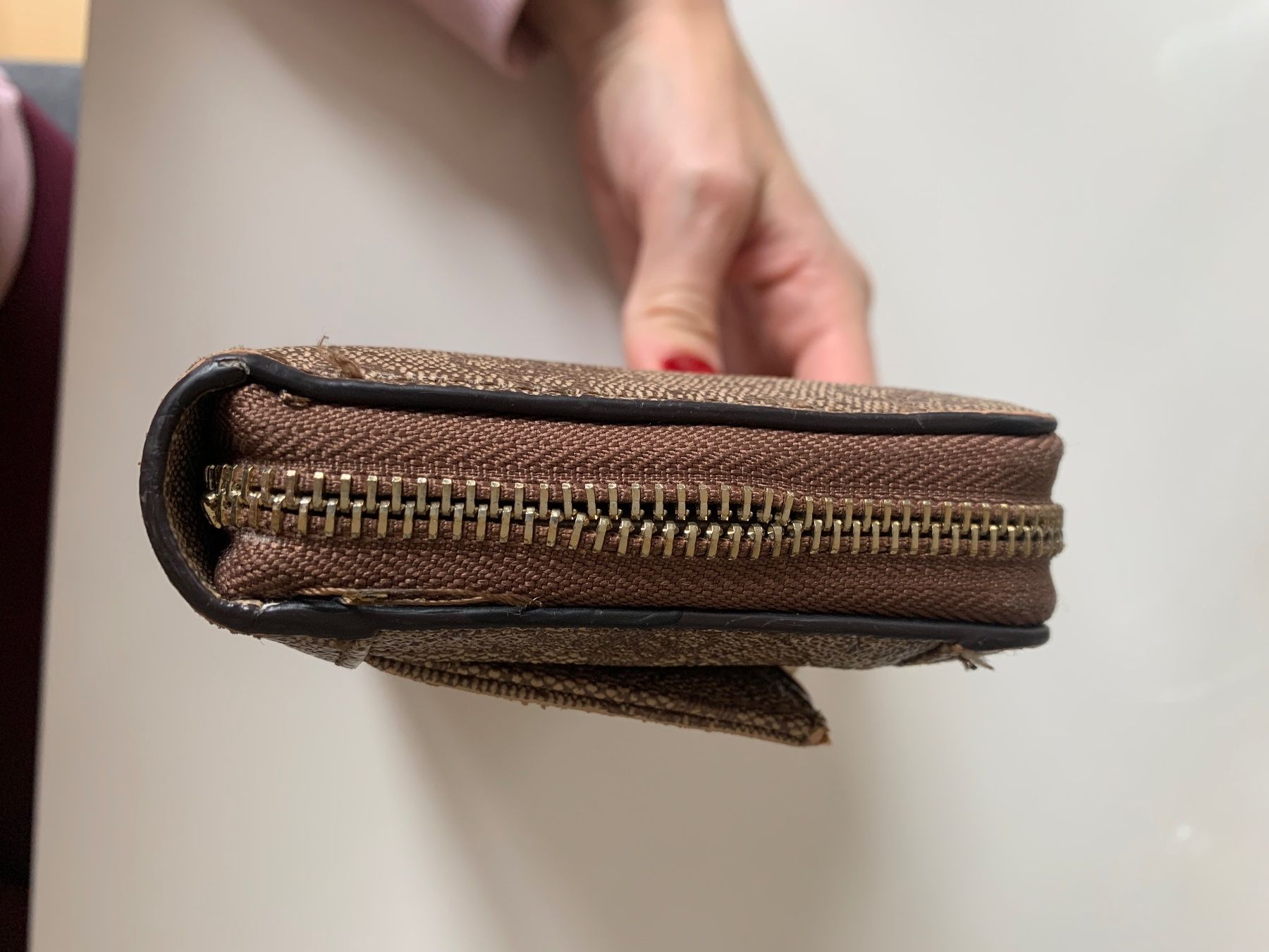 Guess Portamonete: Guess Portemonnaie – Usato da Biel/Bienne venduto da SandraDG 3