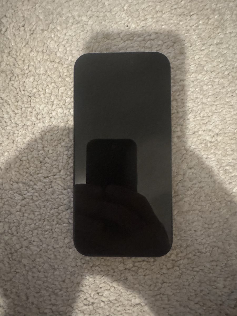 Apple Handys / Smartphones: Iphone 15 Pro 256 Go – Defekt aus Genève von Dan83