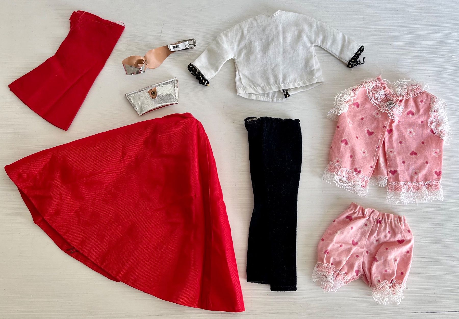 Bambole: 3 outfit vintage per Barbie – Usato da Breganzona venduto da mas_tv72 3