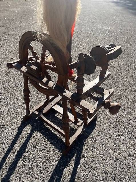 Ruote per filare: ancien rouet (Grisons) – Usato da Saules venduto da Pathan 1