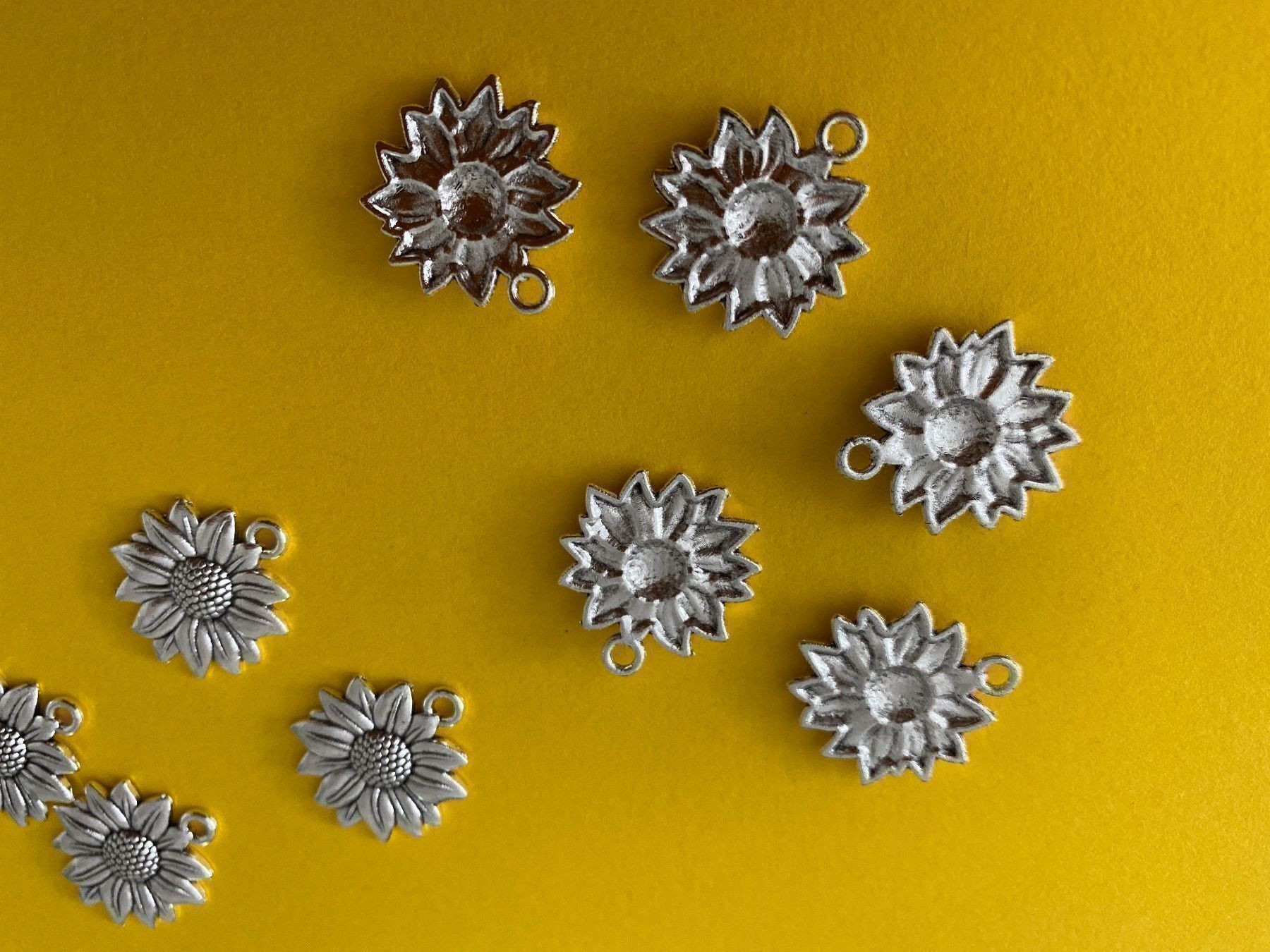 Ciondoli: (KOPIE) Charms Blume – Nuovo e nell'imballaggio originale da Buchrain venduto da Sisi83 1