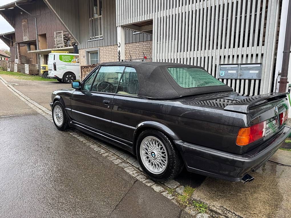 Autos: Schöner E30 325i Cabrio Bmw  – D'occasion à Elsau par install2 2