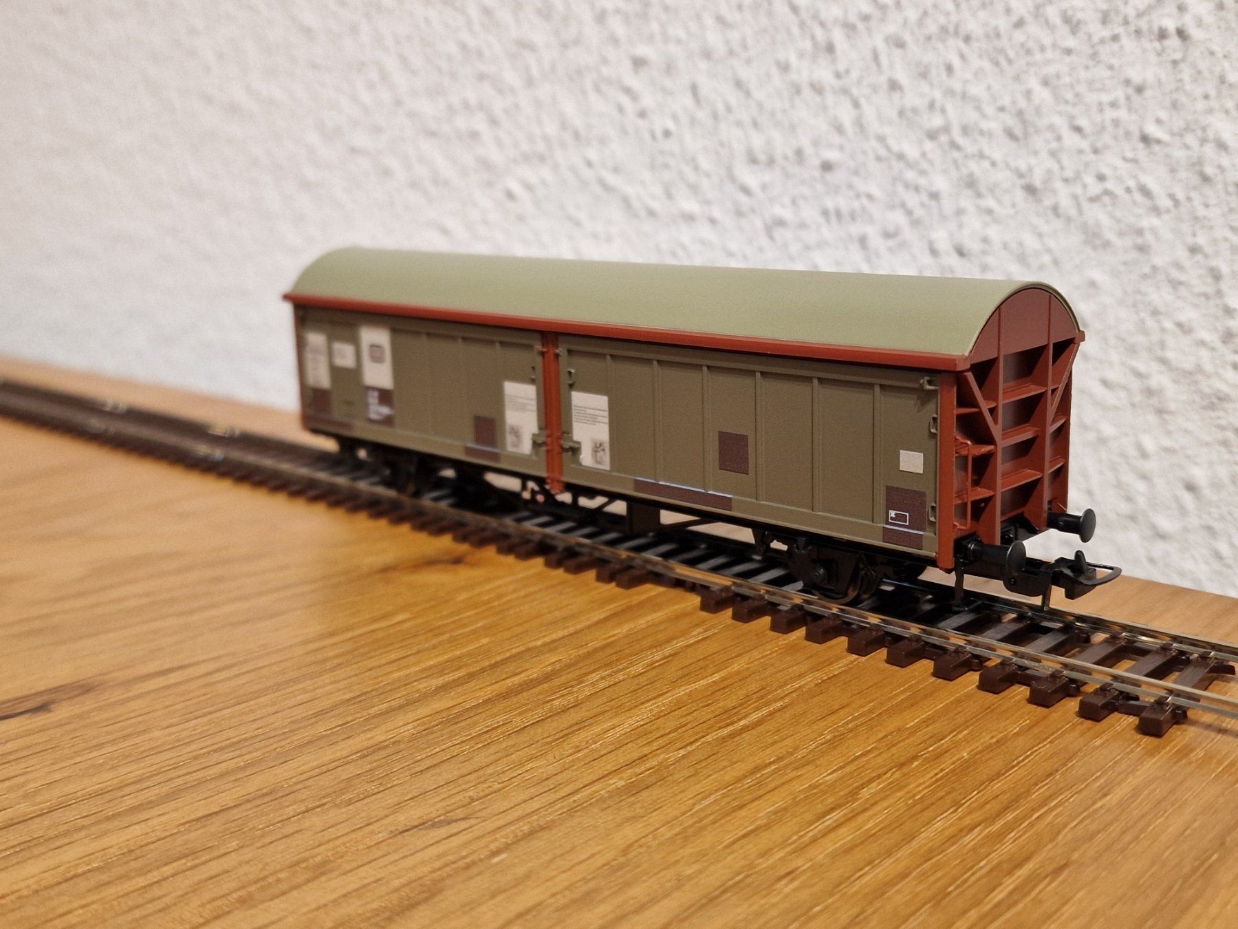Piko Modelleisenbahnen: DB Schiebewandwagen H0 – Neu und originalverpackt aus Matten b. Interlaken von lor_hr9w 2