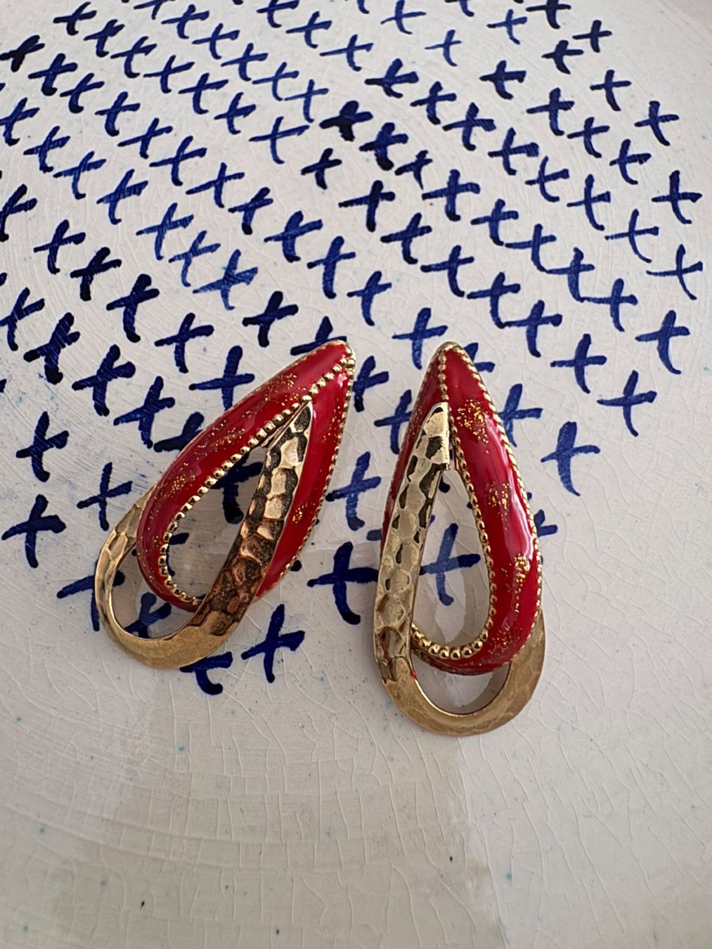 Orecchini pendenti & Orecchini a lobo: Vintage red & gold teardrop earrings – Usato da Zürich venduto da kri_zhv2