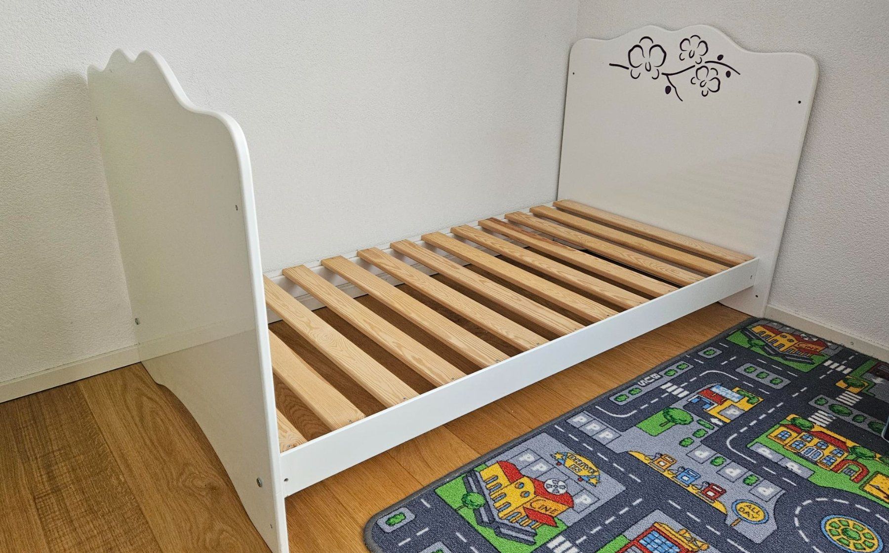 Pfister Letti: Lit modulable bébé enfant – Usato da Corminboeuf venduto da JadeHill 1