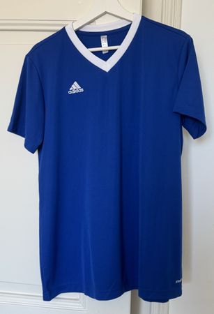 Adidas Sportshirt Blau Gr. XL – Neu, ungetragen.