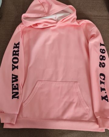Hodie mit coolem Druck
