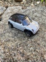 Maisto Mini Cooper 1/43 bespielt, Farben: schwarz und silber