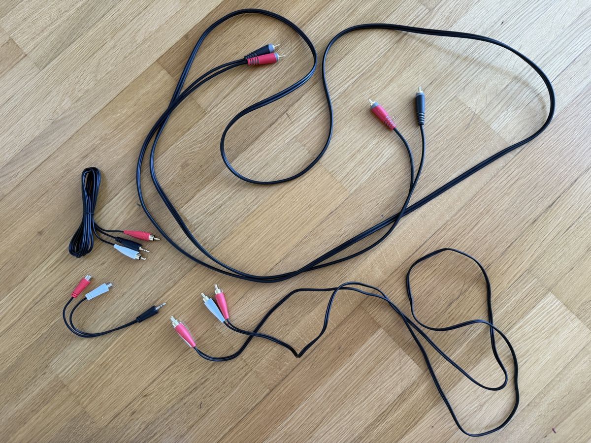 Cavi: 4 kabel 2xkinch – Nuovo (secondo la descrizione) da Meggen venduto da gry_6gng
