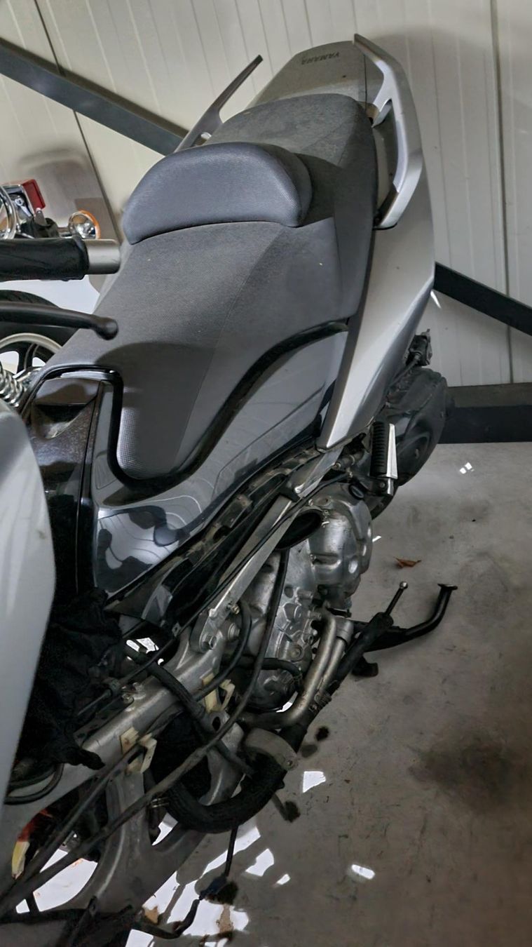 Yamaha Scooter: Tmax 500 mit Motorschaden! – Usato da Sargans venduto da pirelli146 7