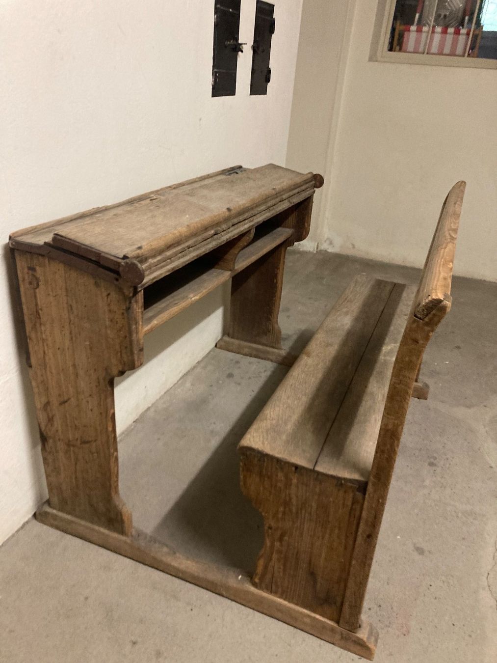 Scrivanie: Schreibtisch – Usato da St. Gallen venduto da cam27 3