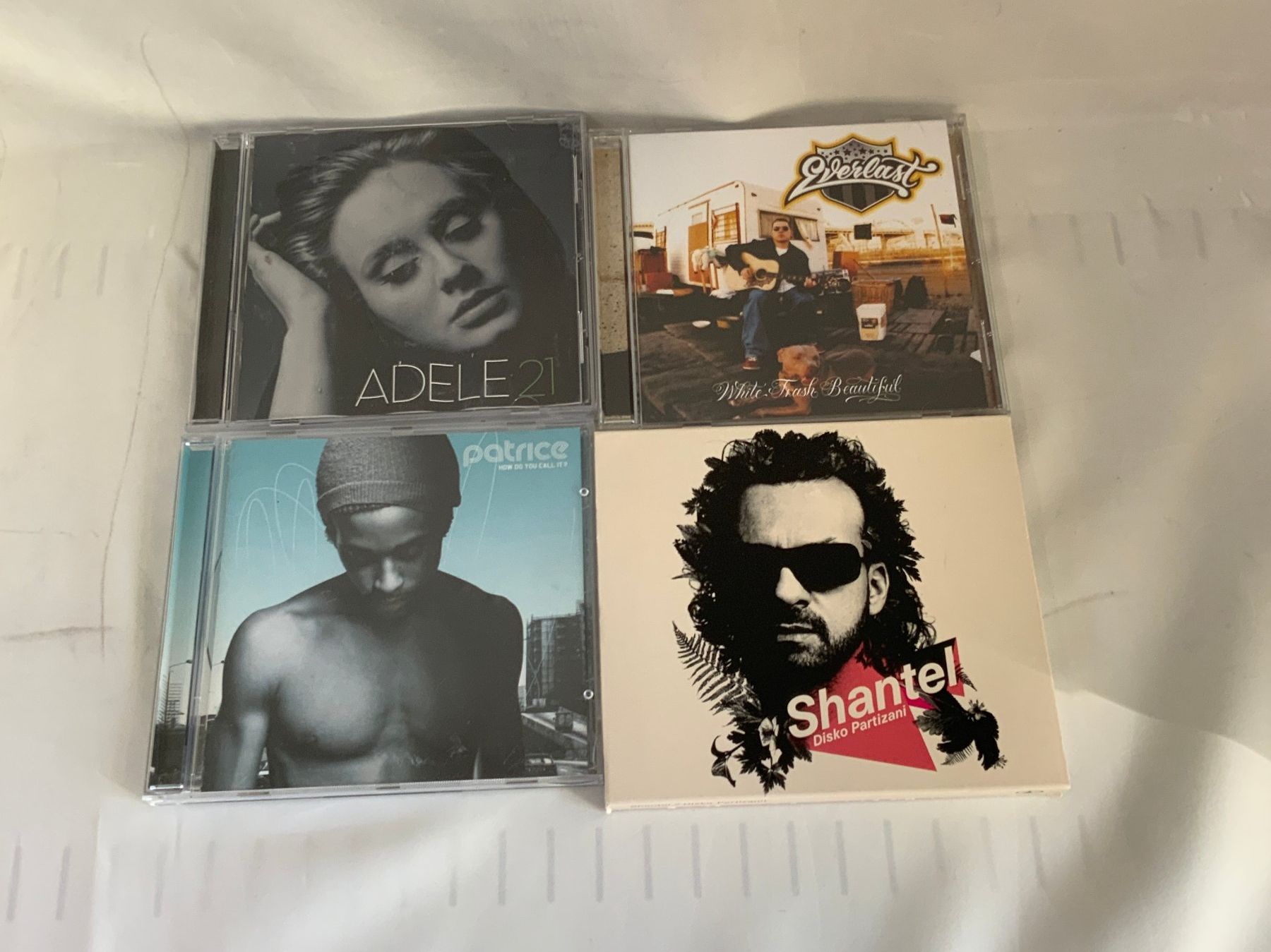 CD: CDs Paket: Adele, Shantel, Overlast, etc. 8 Stk. – Usato da Zürich venduto da Drahtzug