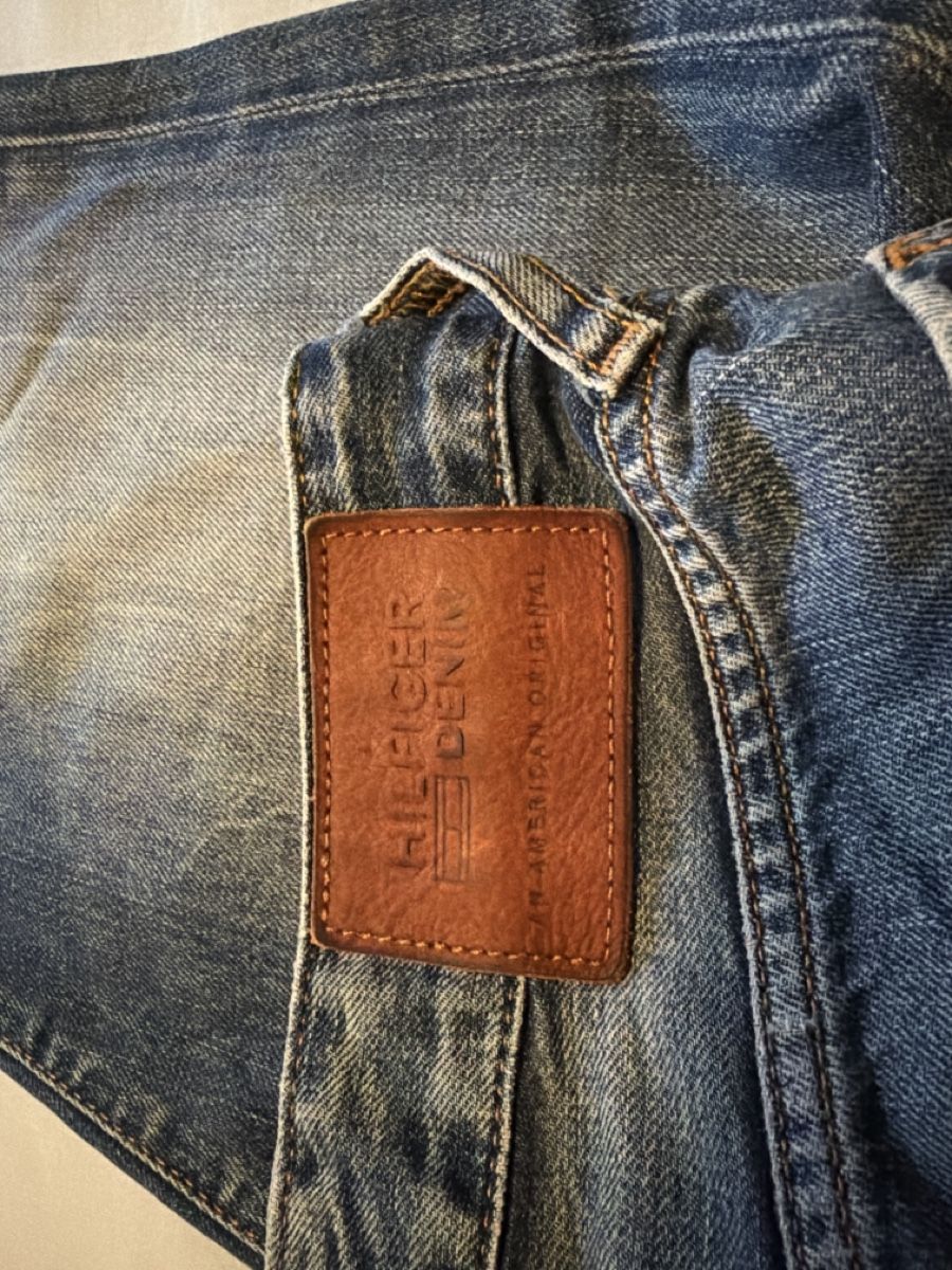 Tommy Hilfiger Jeans: Hîlfiger denim – Usato da Sementina venduto da bru_vpp5 4