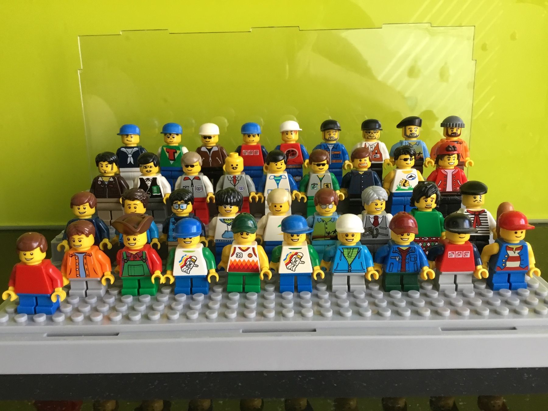 Lego Statuette: Lego Figuren Sammlung – Usato da Basel venduto da Hampe1555 1