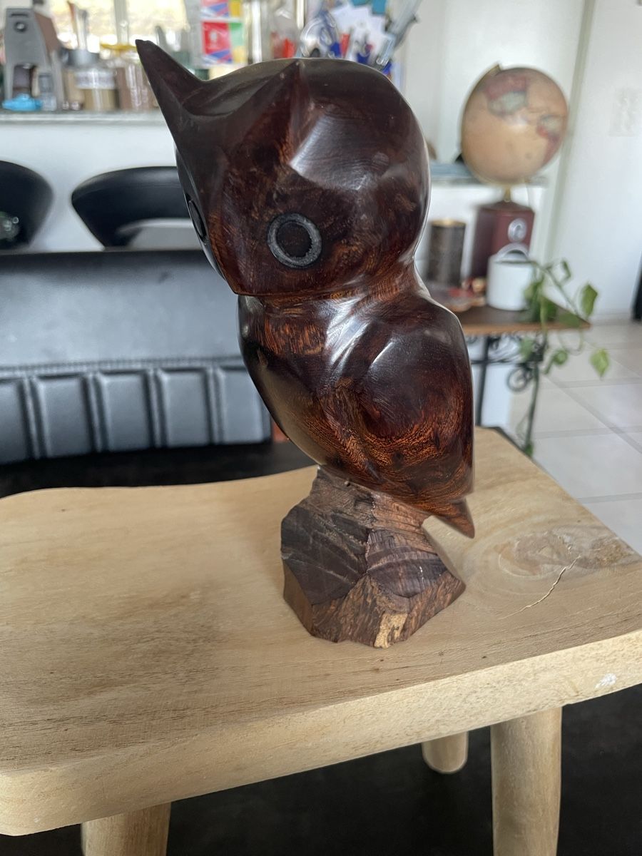 Skulpturen & Statuen: Ancienne Sculpture Chouette Bois Massif – Gebraucht aus Vallamand von Bricbracbroc82