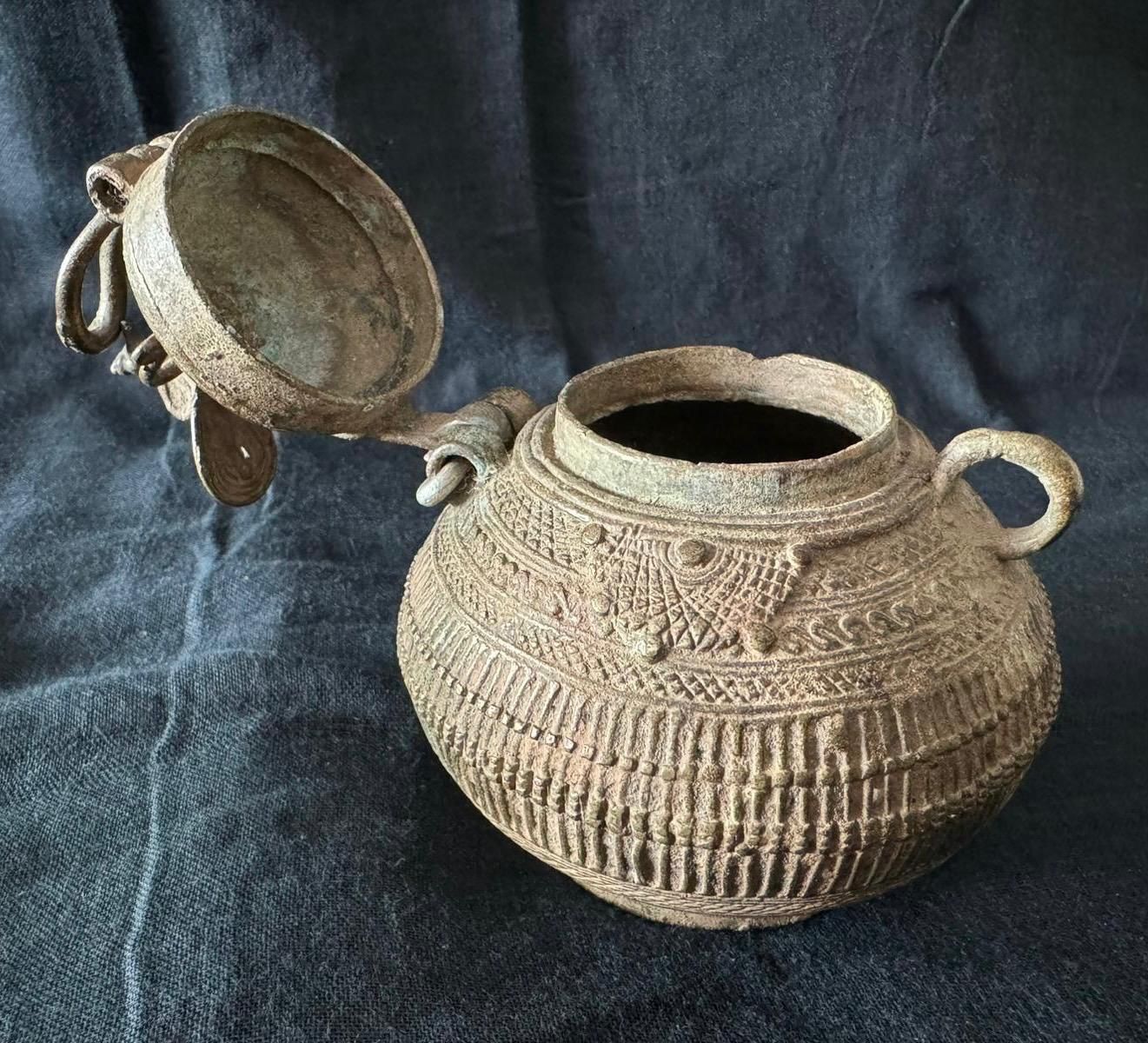 Contenitori & Simili: Antico contenitore in bronzo – Usato da Caslano venduto da bri_5jft 2