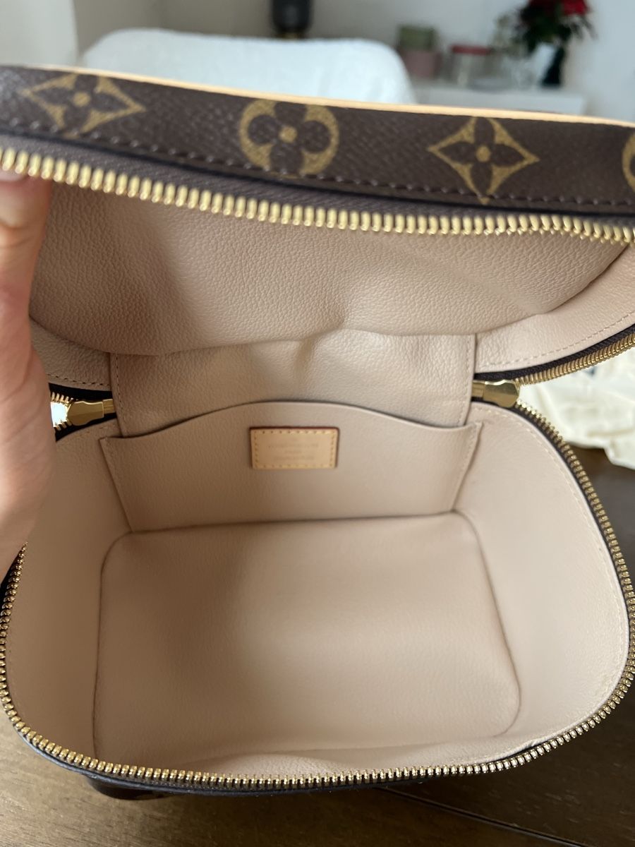 Louis Vuitton Custodie per cosmetici: Louis Vuitton Nice mini Monogram, mit Quittung! – Nuovo (secondo la descrizione) da St. Gallen venduto da sih_2z86 4