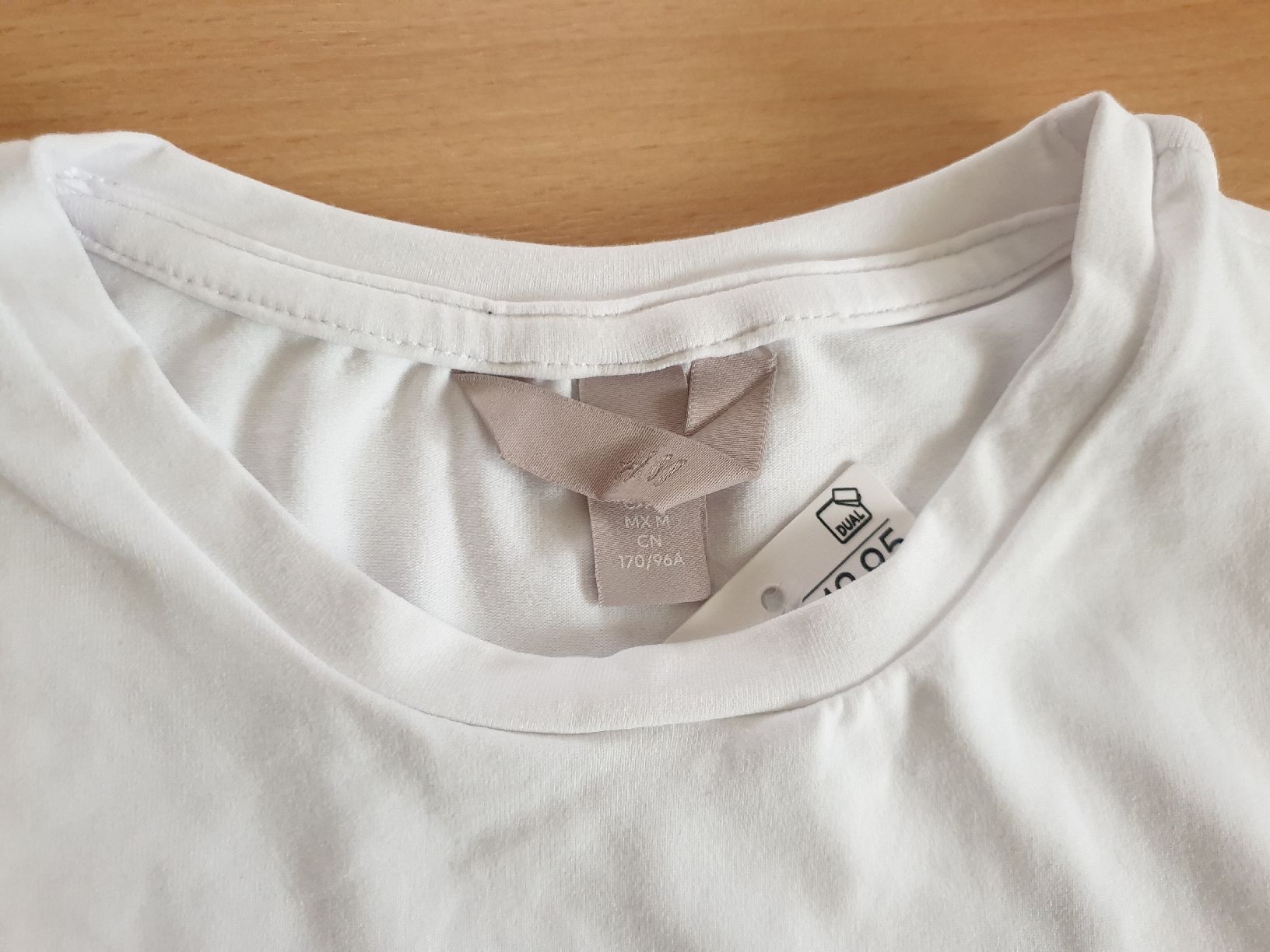 H&M T-Shirts: T-Shirt   – Neu und originalverpackt aus Wettingen von fis_lg9z 2