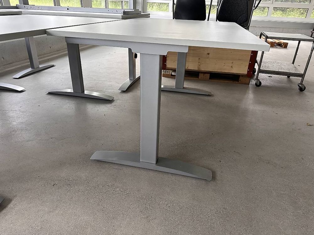 Scrivanie: sehr schöne weisse Bürotische 100x160xh77cm – Usato da Necker venduto da liq24 5