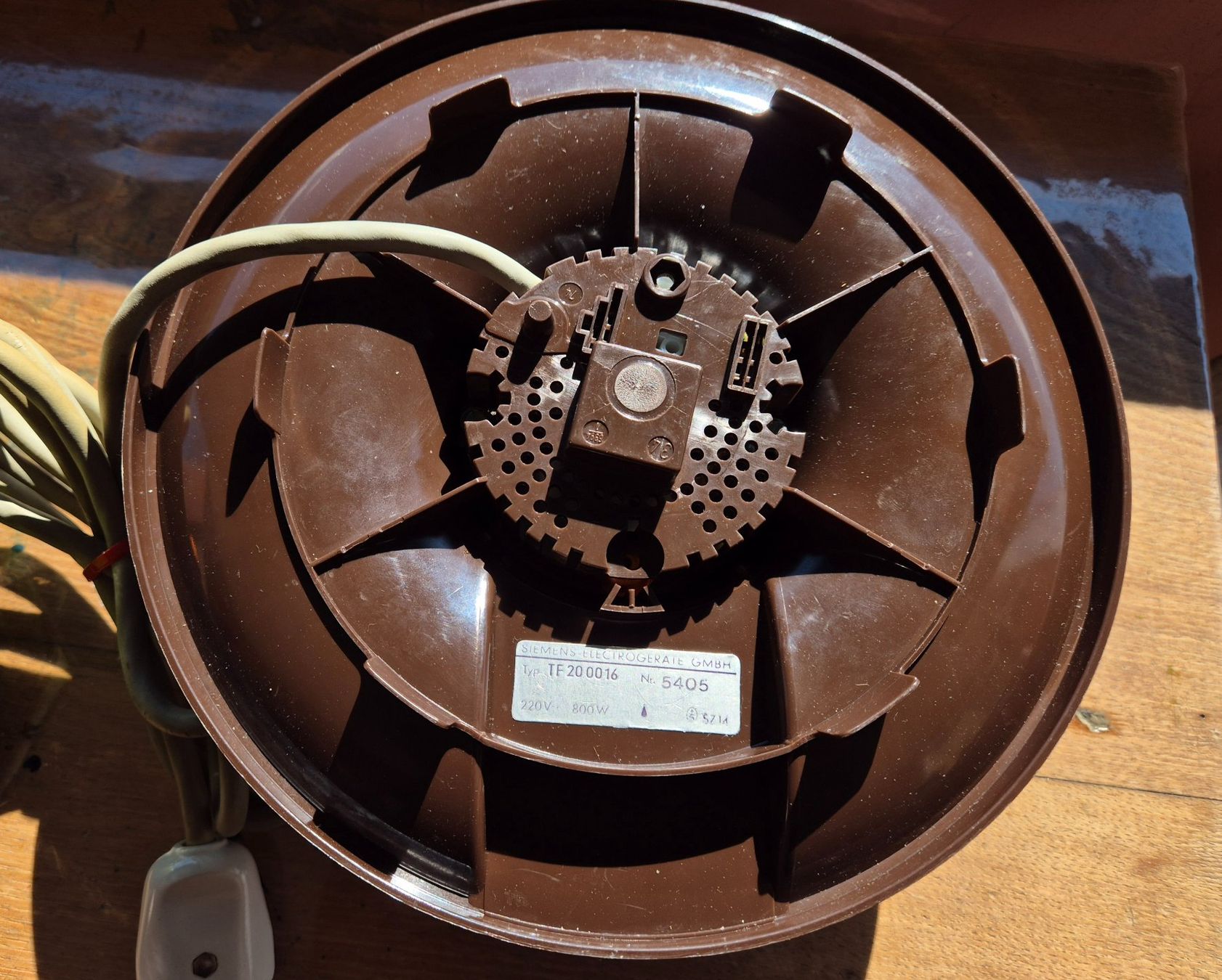 Siemens Elettrodomestici da cucina: Siemens fondue set électrique – Usato da Monthey venduto da McAuthor 8