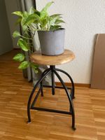 Design Hocker – handgefertigt – aufstellbar