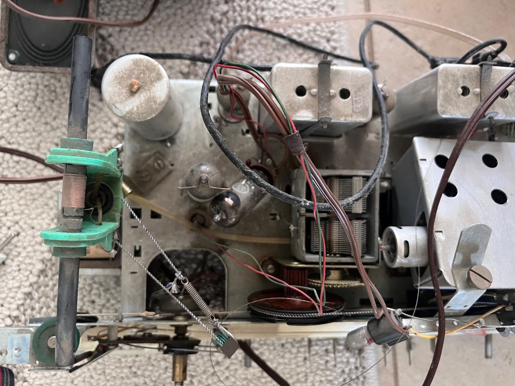 Radios: Radio Chassis Röhrenradio – Gebraucht aus Bäretswil von Rasubi 9