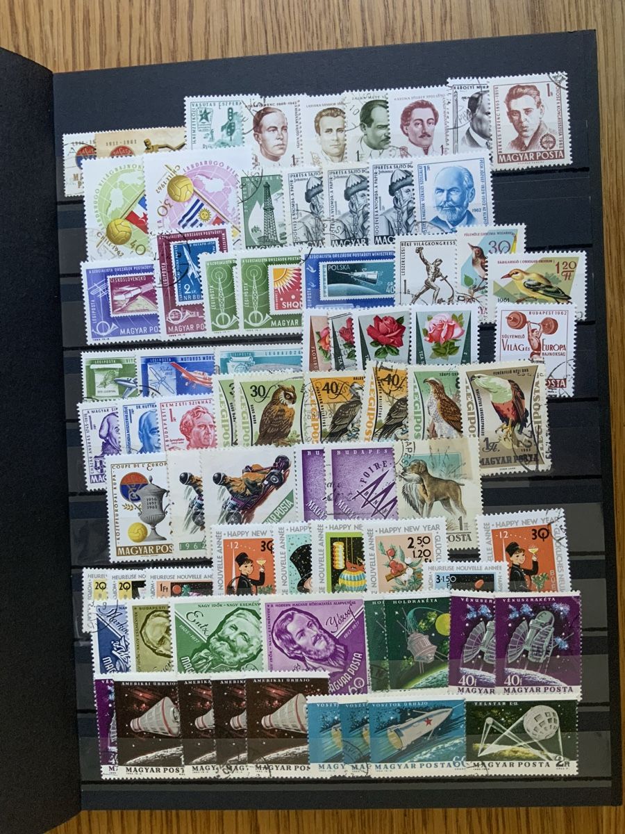 Tutti i francobolli: Briefmarken Album Ungarn – Usato da Binningen venduto da chr_cr5n