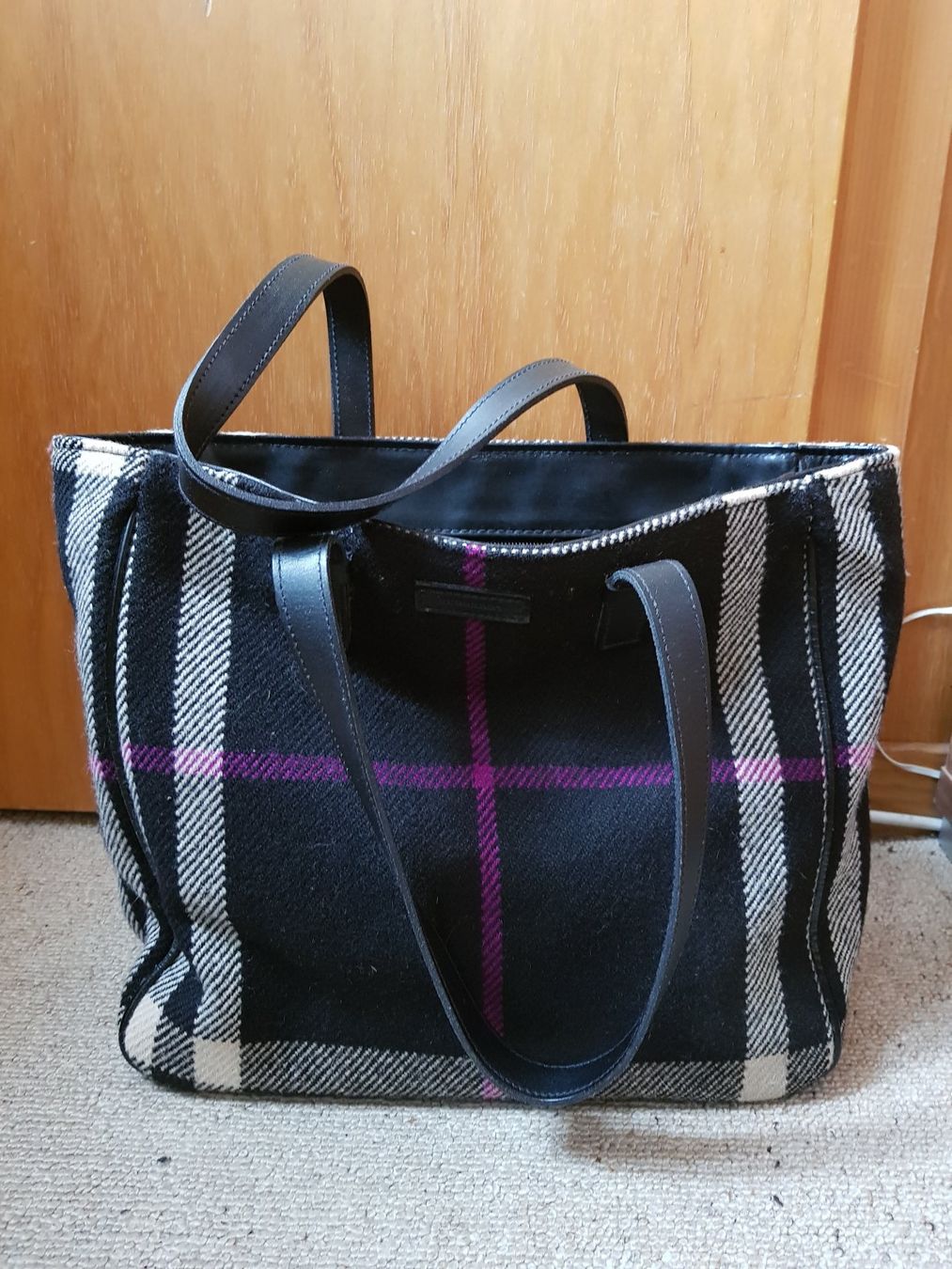 Burberry Borse da donna: Originale Burberry Tasche – Usato da Zweisimmen venduto da Adorable