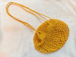 Gestrickte Tasche - Marke: Mango