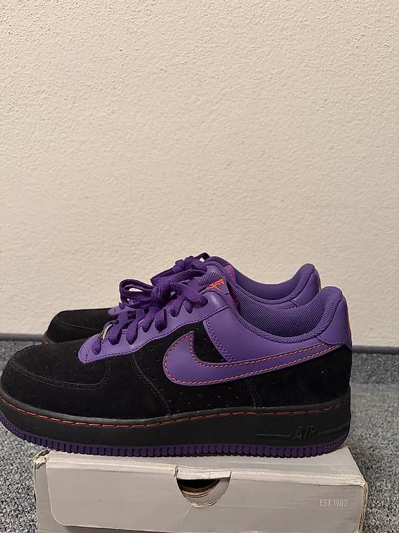 Nike Scarpe da uomo: Nike Air Force 1 Charles Barkley Suns 2007 – Usato da Otelfingen venduto da Boosted