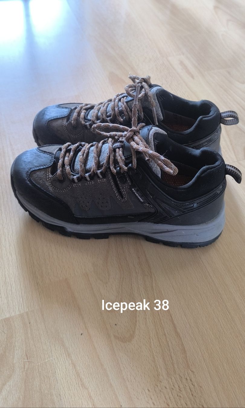 Herrenschuhe: chaussures de marche Icepeak 38 – Gebraucht aus Arnex-sur-Orbe von mbdaso