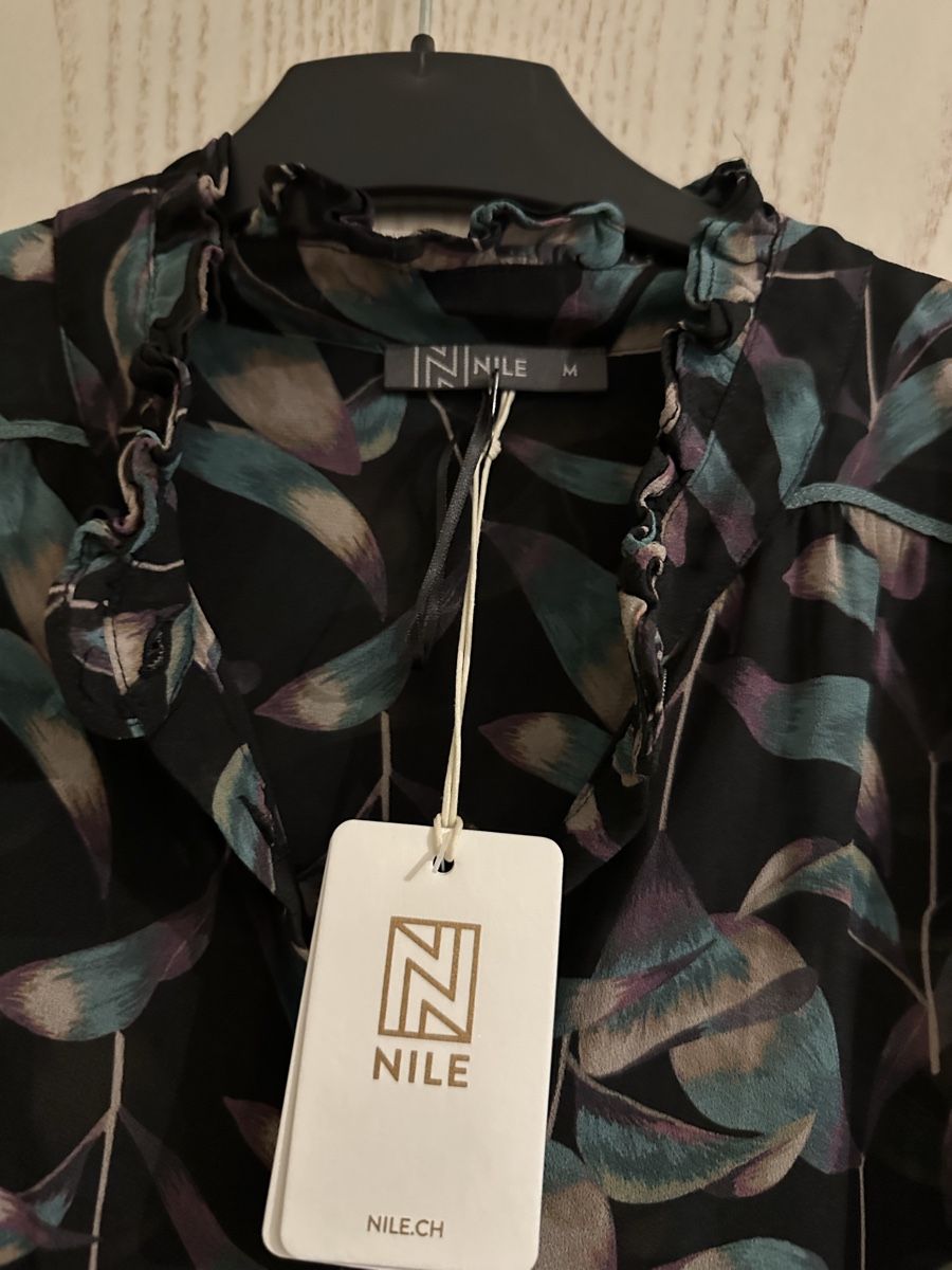 Nile Blusen: Nile Bluse M – Neu und originalverpackt aus Gerlafingen von Uragano 2